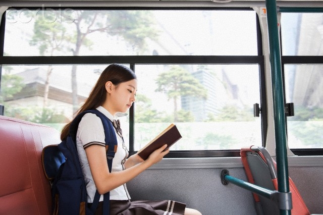 Đọc sách là cách tốt nhất có thể chạm đến linh hồn và làm nên khí chất của một người. (Ảnh: duhocnhat.org)